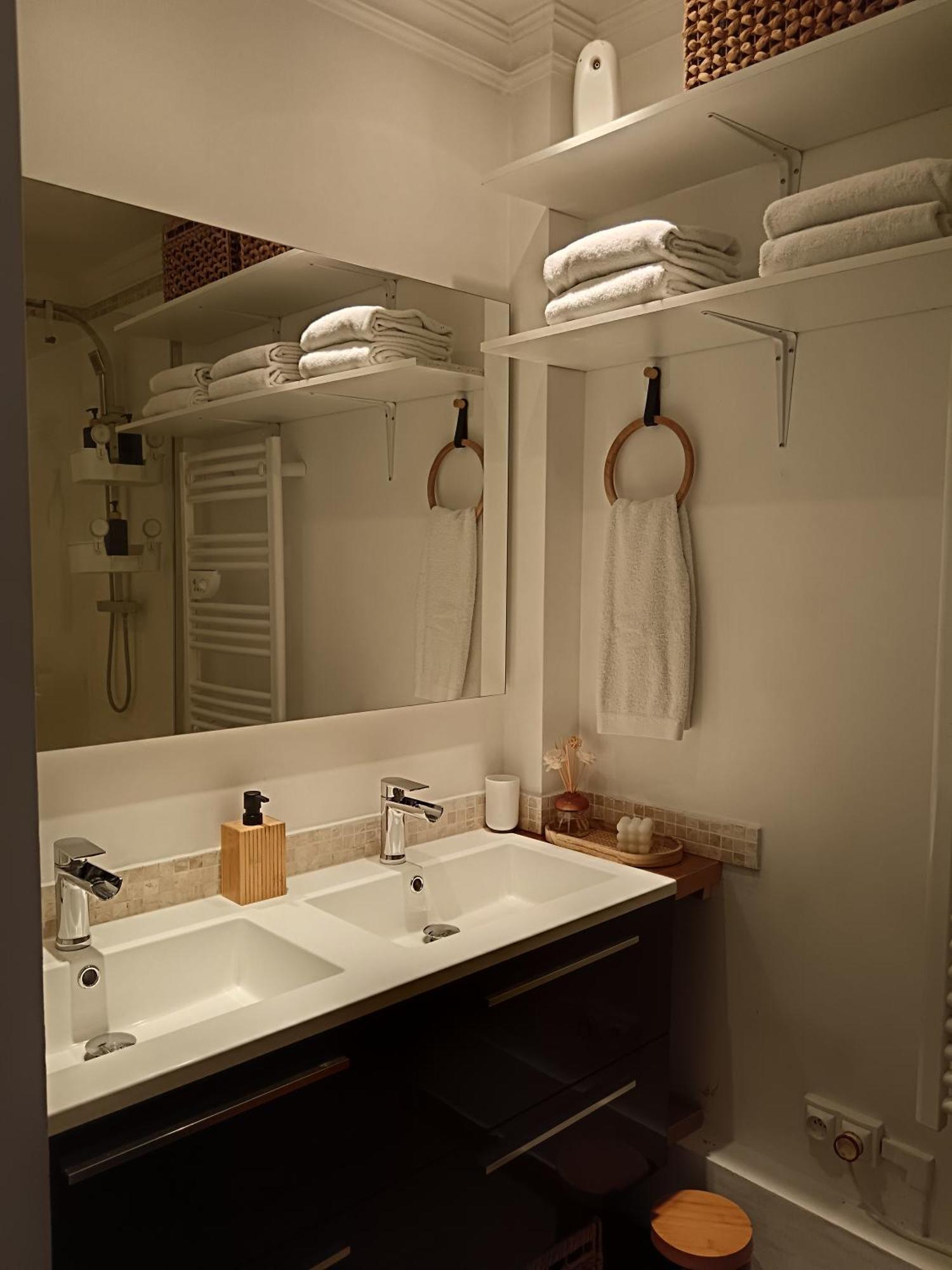 Cosy T3, Proche Centre Apartment *